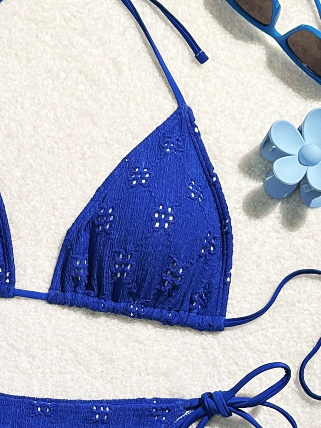 Small Flower Cut out Two Pieces Swimsuits
