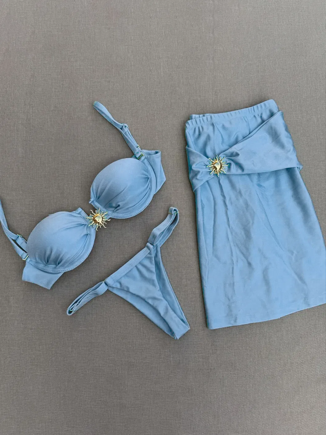 Three Pieces Swimsuits with Sun Hardware