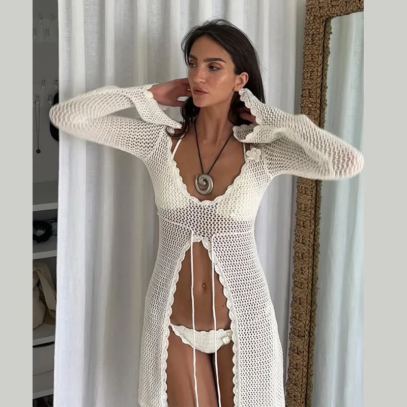 Women&prime;s Knitted Swimsuits with Long Sleeves Cover-up