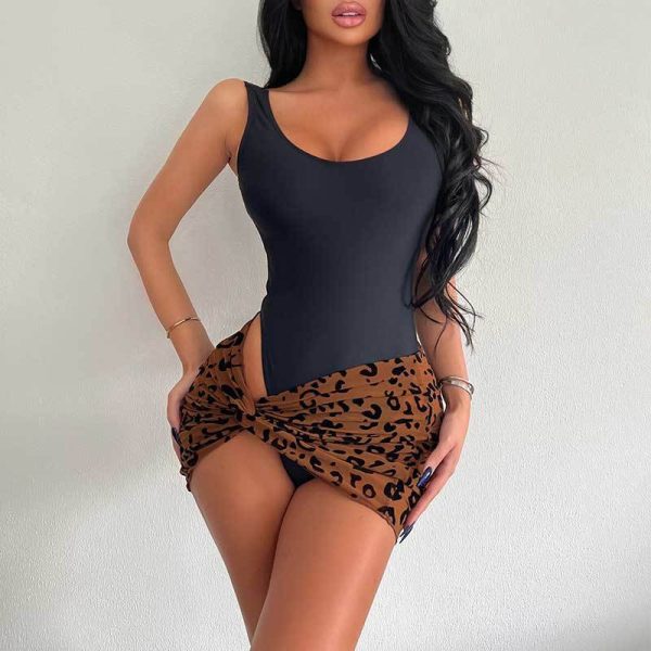 Women′s Bodysuit Leopard Print Skirt Cover up Two Pieces Bikini